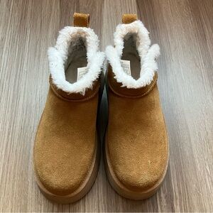 Koolaburra by UGG Women’s Koola Ultra Mini Platform Boot